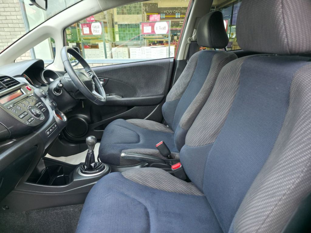 Used Honda Jazz 2015 for sale - 77493890: Photo 17