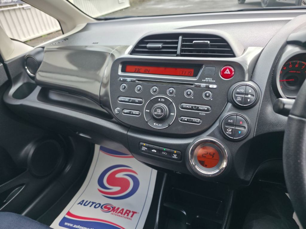 Used Honda Jazz 2015 for sale - 77493890: Photo 19