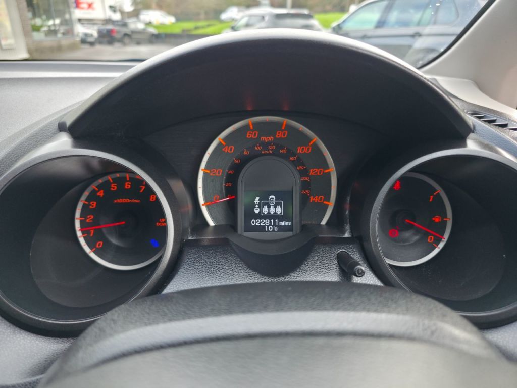 Used Honda Jazz 2015 for sale - 77493890: Photo 20