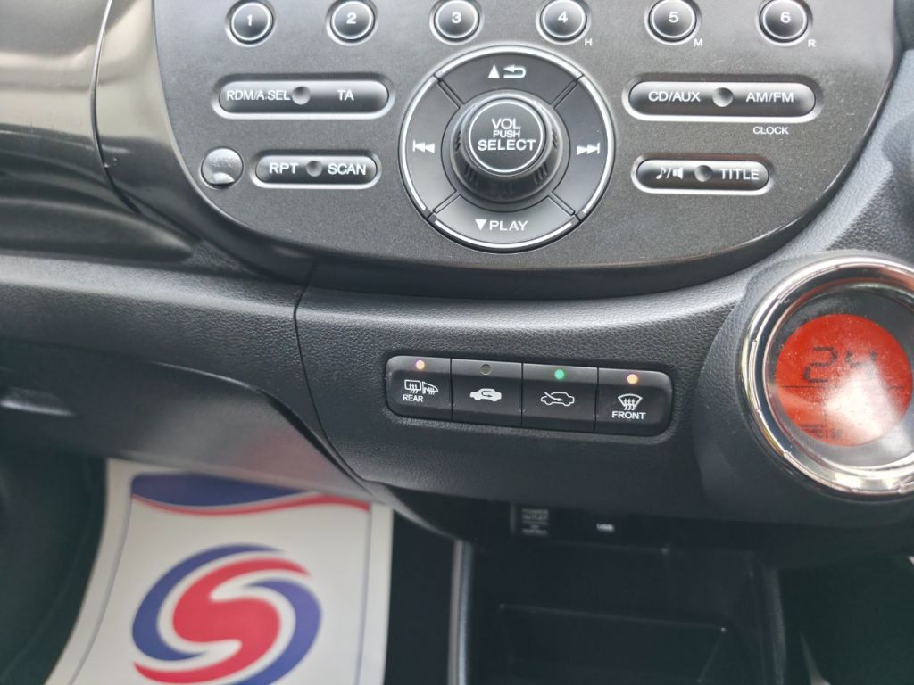 Used Honda Jazz 2015 for sale - 77493890: Photo 21