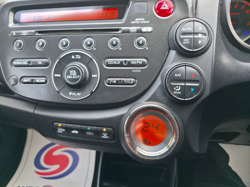 Used Honda Jazz 2015 for sale - 77493890: Photo 22
