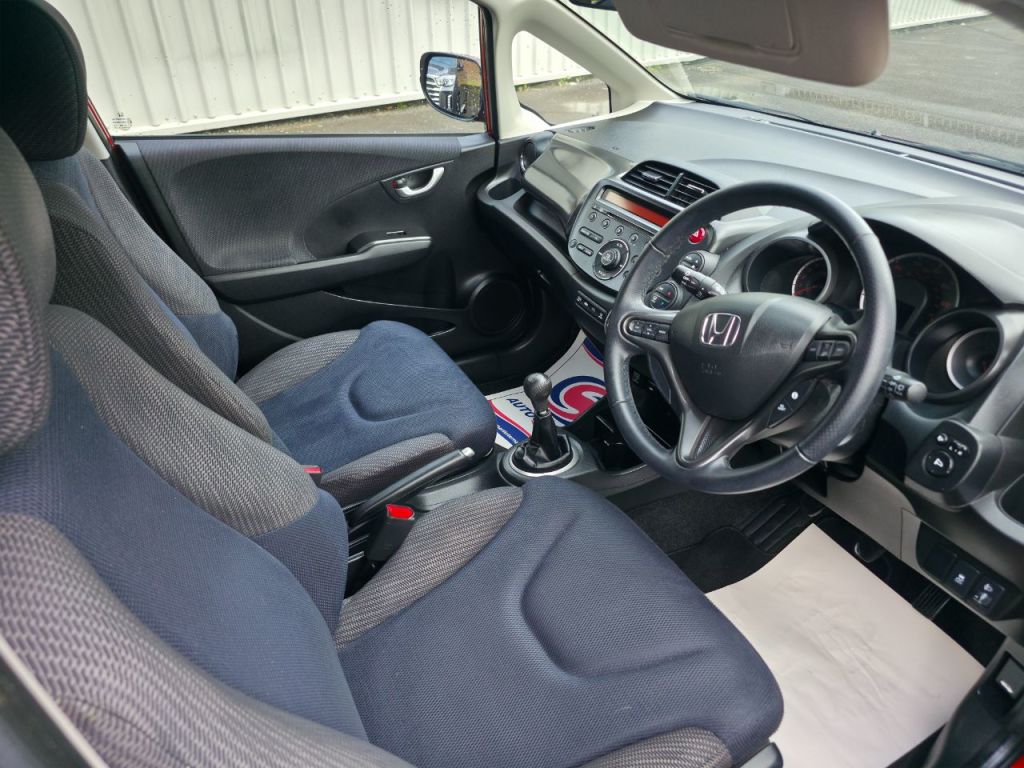 Used Honda Jazz 2015 for sale - 77493890: Photo 9