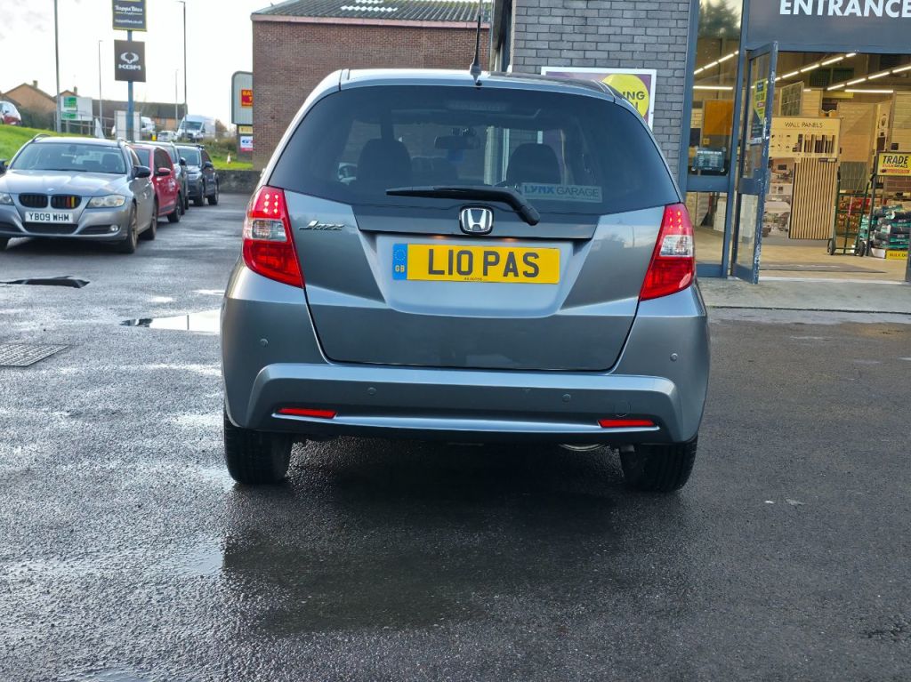 Used Honda Jazz 2013 for sale - 76798592: Photo 10