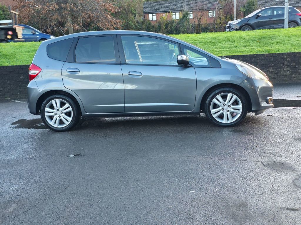 Used Honda Jazz 2013 for sale - 76798592: Photo 11