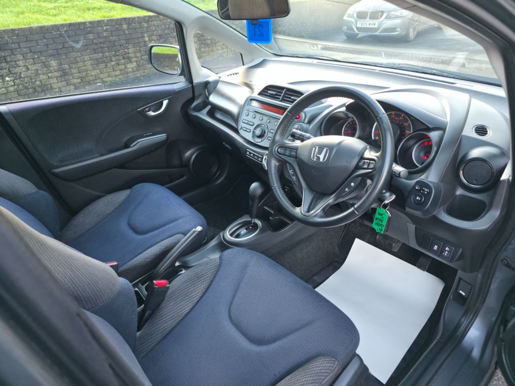 Used Honda Jazz 2013 for sale - 76798592: Photo 17