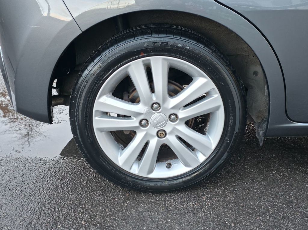 Used Honda Jazz 2013 for sale - 76798592: Photo 30