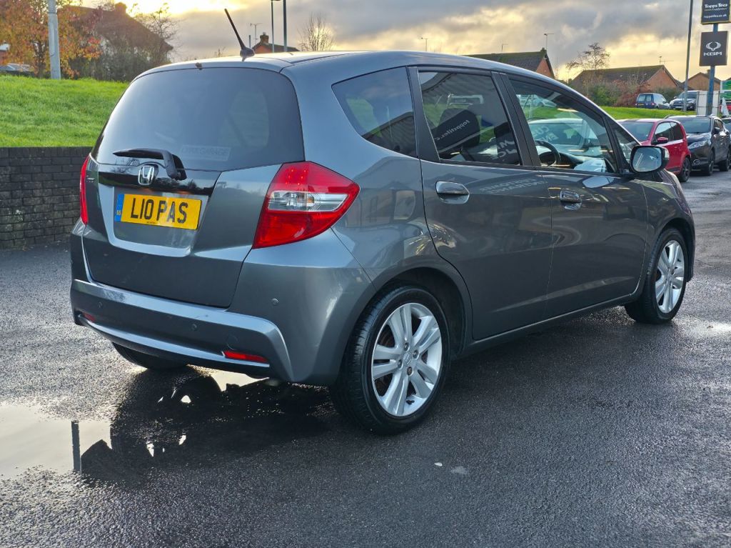 Used Honda Jazz 2013 for sale - 76798592: Photo 5