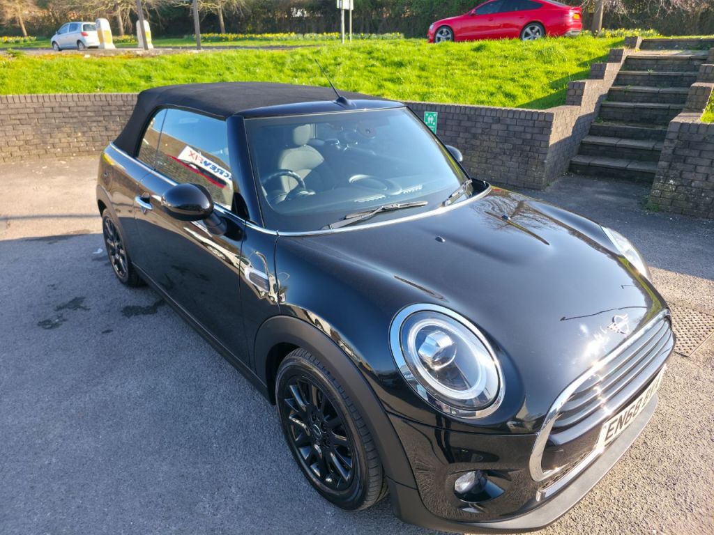 Used MINI Convertible 2018 for sale - 77845263: Photo 11