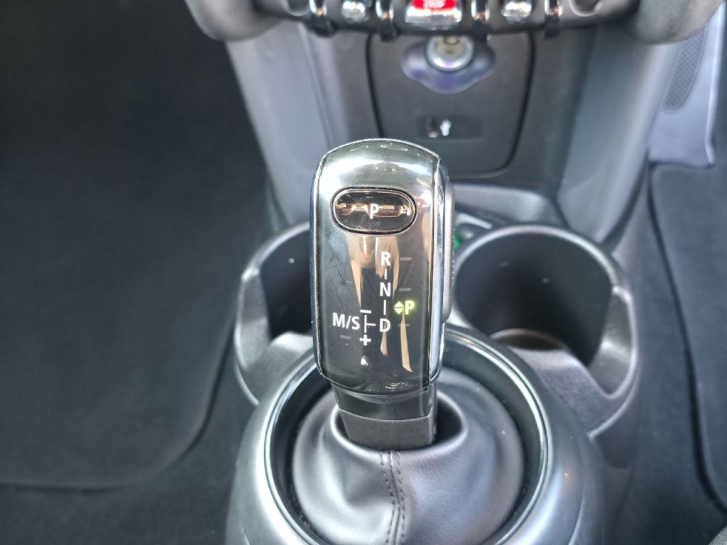 Used MINI Convertible 2018 for sale - 77845263: Photo 28