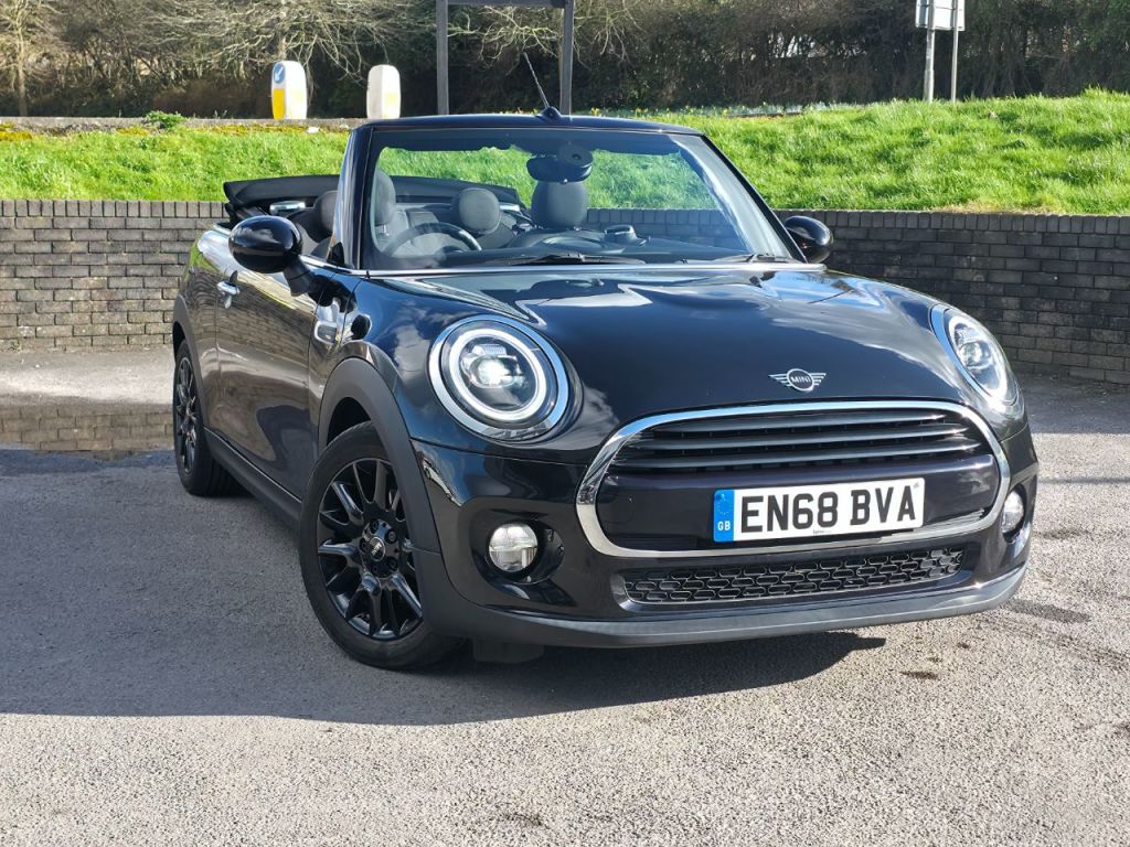 Used MINI Convertible 2018 for sale - 77845263: Photo 3