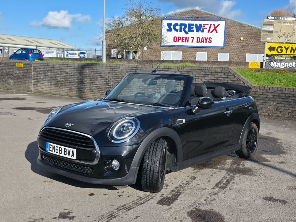 Used MINI Convertible 2018 for sale - 77845263: Photo 4