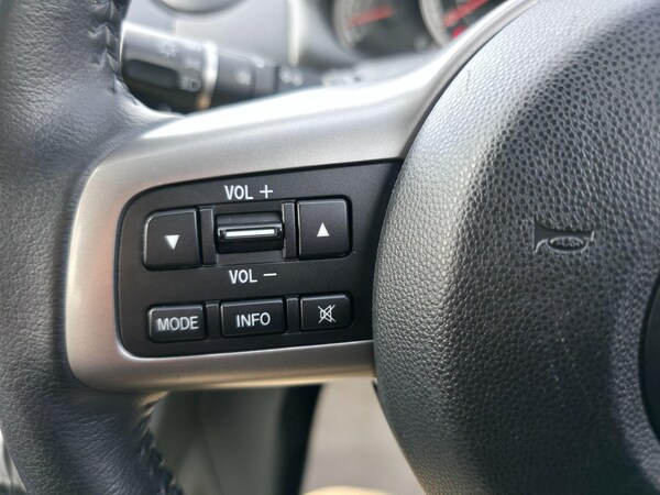 Used Mazda Mazda2 2012 for sale - 76174703: Photo 17