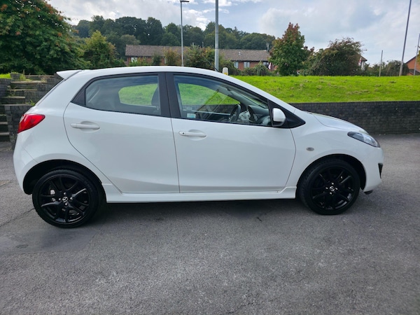 Used Mazda Mazda2 2012 for sale - 76174703: Photo 2