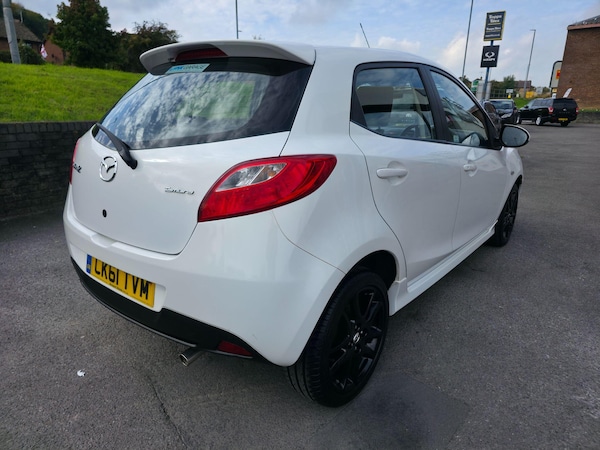 Used Mazda Mazda2 2012 for sale - 76174703: Photo 4