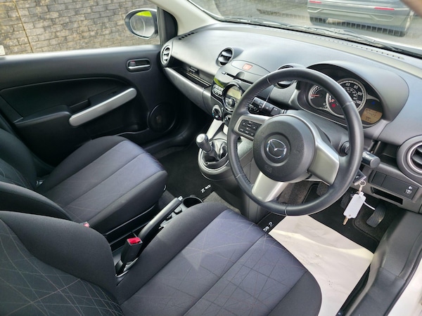 Used Mazda Mazda2 2012 for sale - 76174703: Photo 9