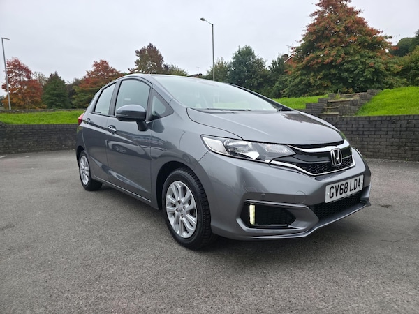 Used Honda Jazz 2019 for sale - 76240197: Photo 11