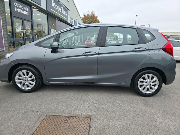 Used Honda Jazz 2019 for sale - 76240197: Photo 16