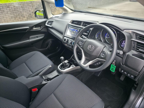 Used Honda Jazz 2019 for sale - 76240197: Photo 18
