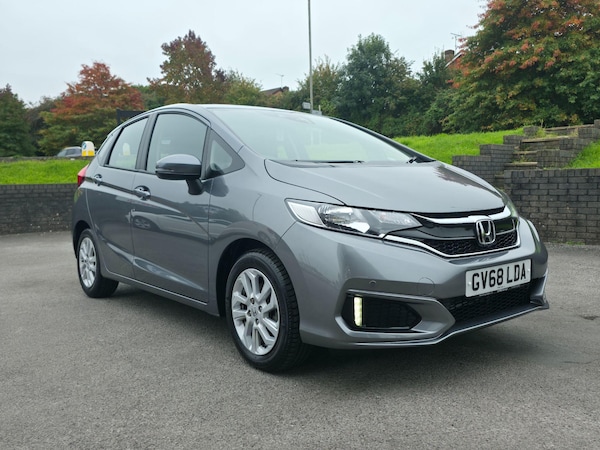 Used Honda Jazz 2019 for sale - 76240197: Photo 1