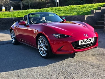 2015 - 2.0 Sport Nav 2dr