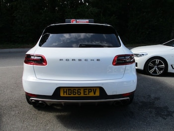 Used Porsche Macan 2016 for sale - 75067400: Photo