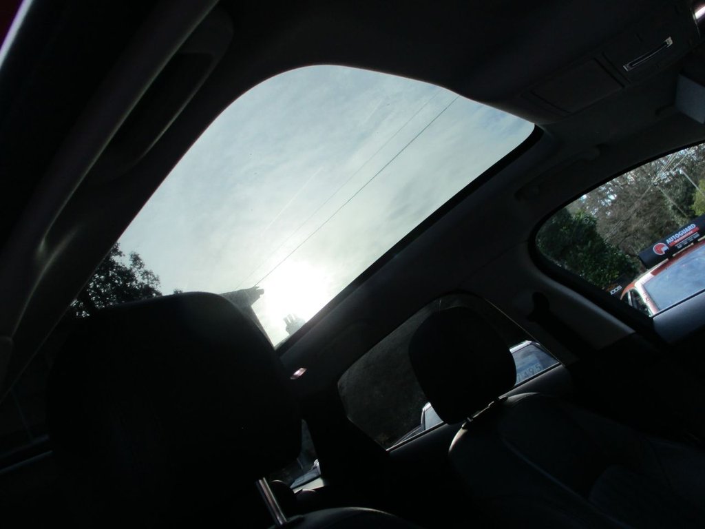 Used Jaguar F-Pace 2016 for sale - 77547371: Photo 10