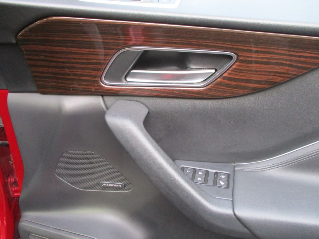 Used Jaguar F-Pace 2016 for sale - 77547371: Photo 11