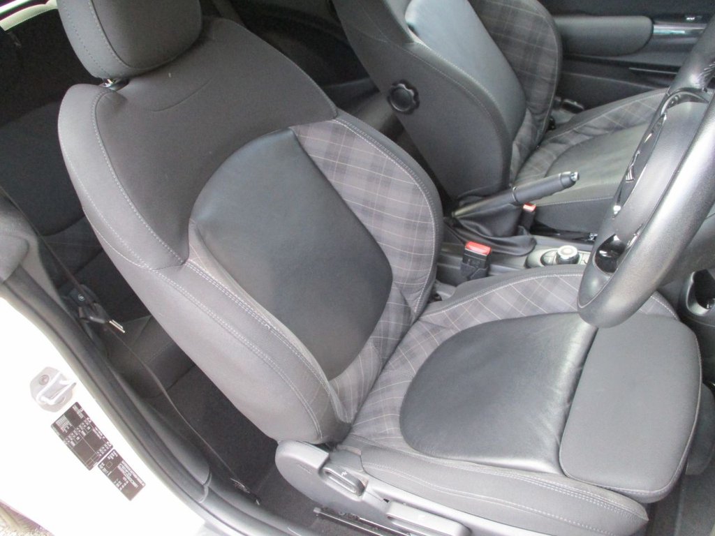 Used MINI Convertible 2017 for sale - 77734378: Photo 11