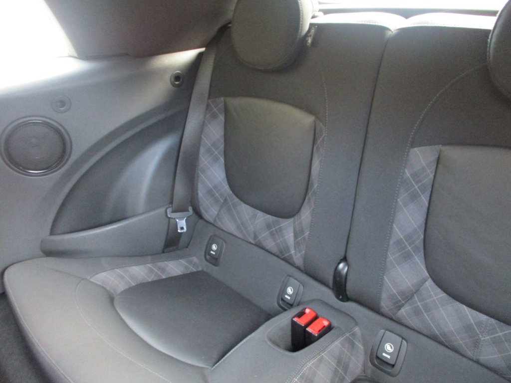 Used MINI Convertible 2017 for sale - 77734378: Photo 13