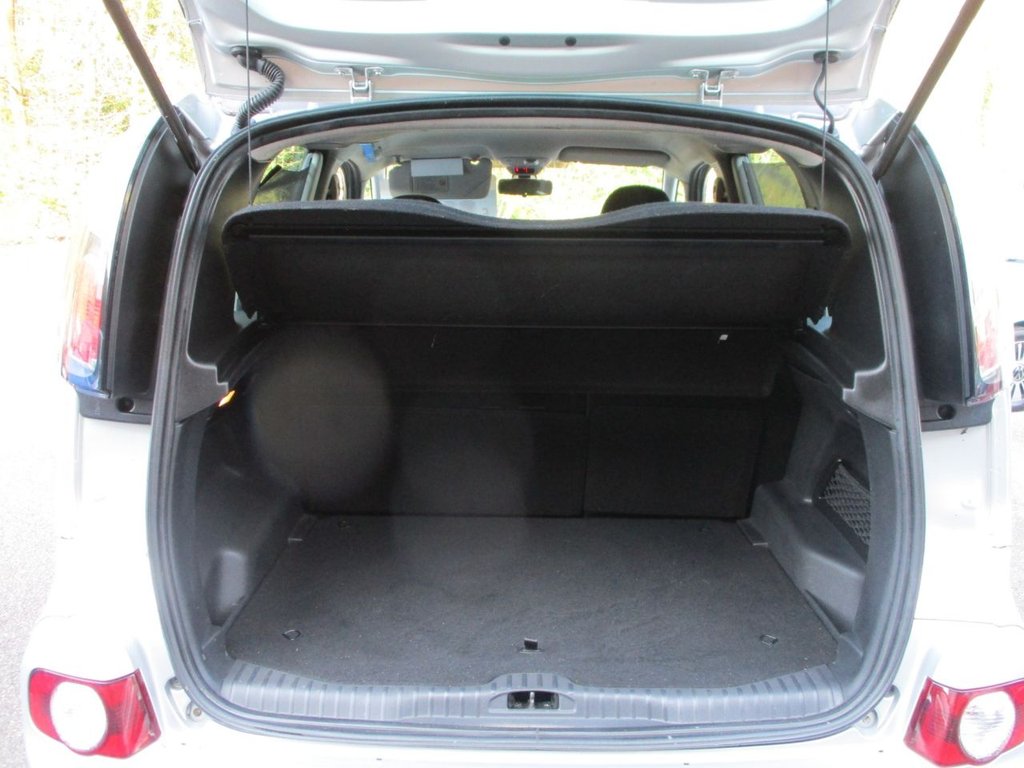 Used Citroen C3 Picasso 2011 for sale - 77734618: Photo 8