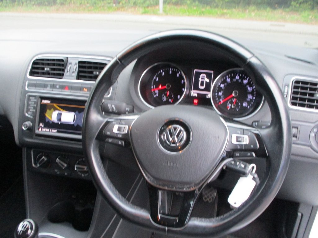 Used Volkswagen Polo 2016 for sale - 76080690: Photo 7