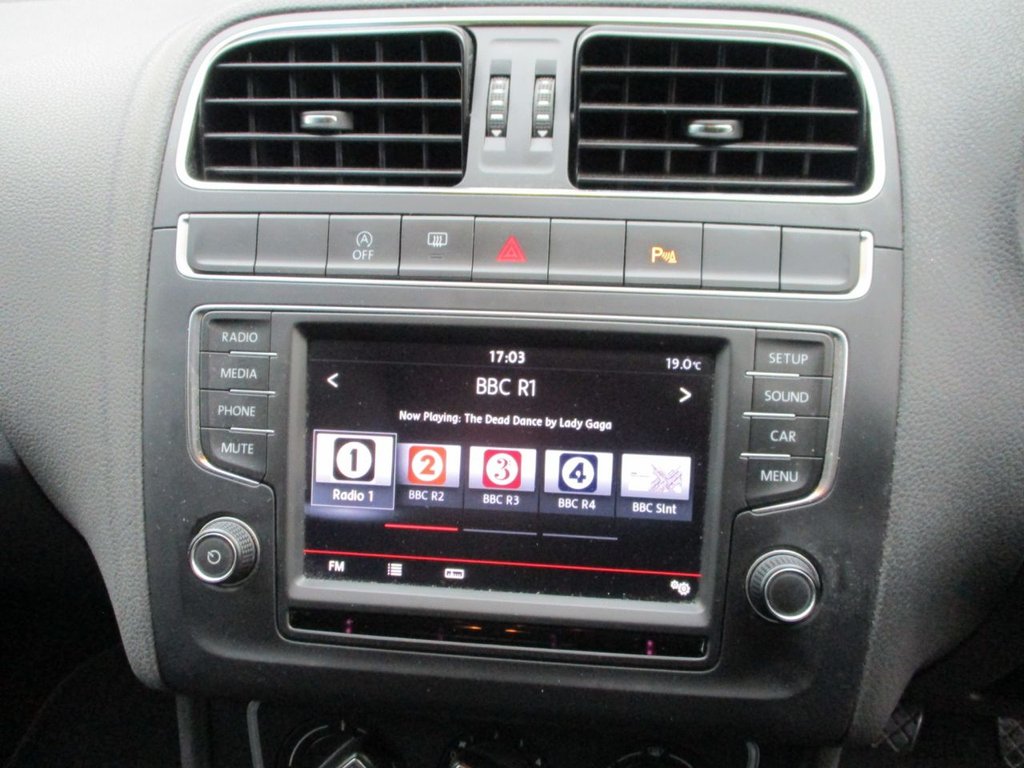 Used Volkswagen Polo 2016 for sale - 76080690: Photo 8