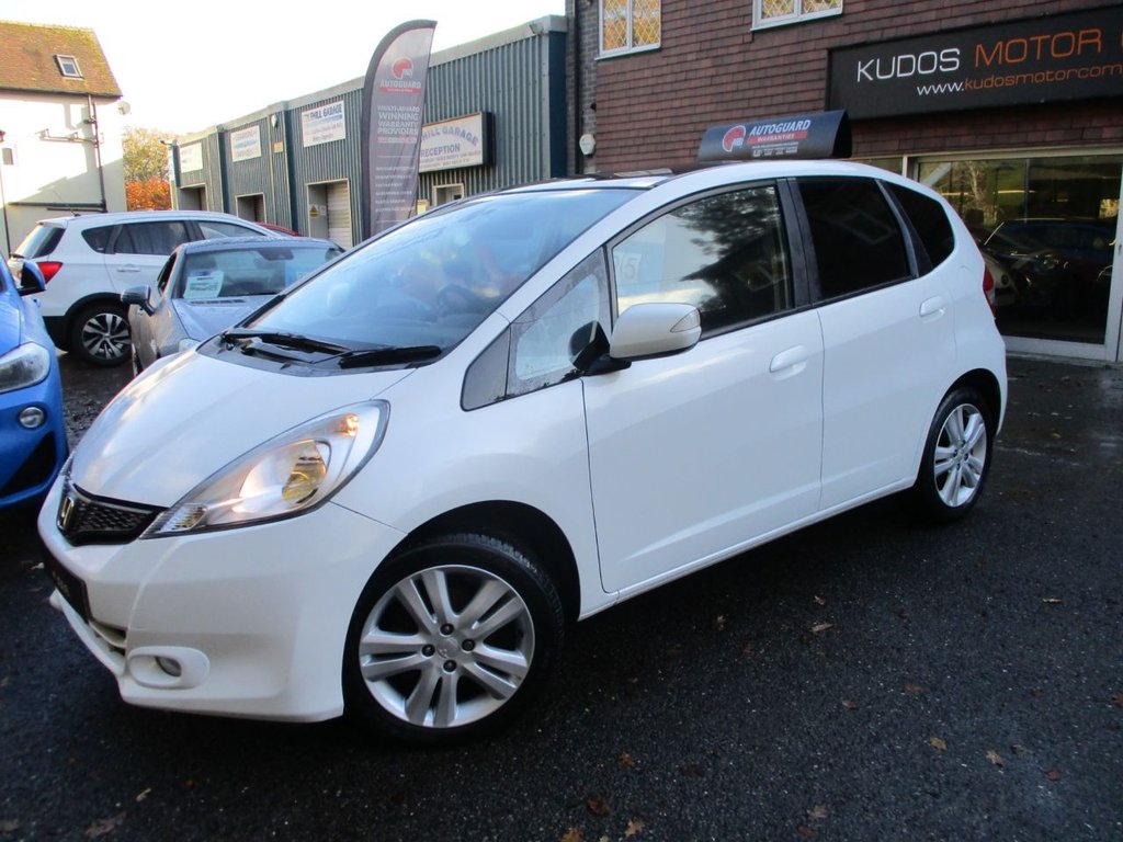 Used Honda Jazz 2013 for sale - 76520767: Photo 2