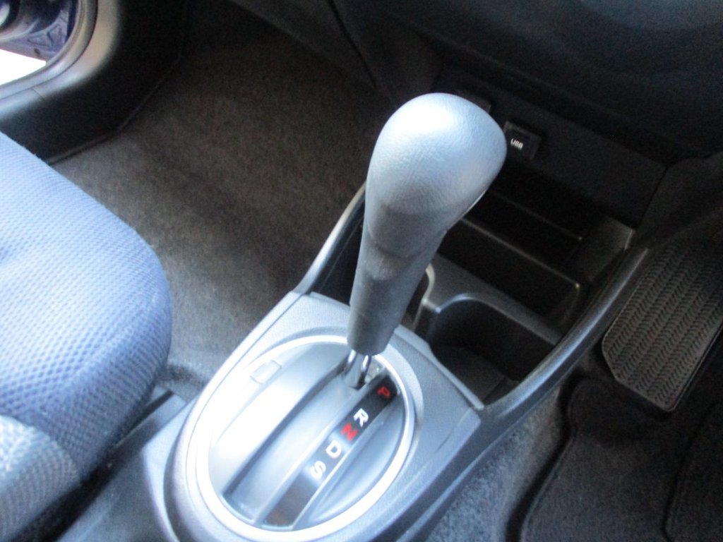 Used Honda Jazz 2013 for sale - 76520767: Photo 8