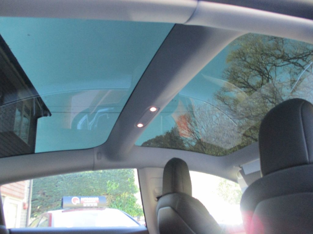 Used Tesla Model 3 2022 for sale - 77976379: Photo 10