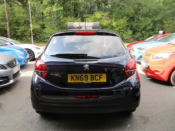 Used Peugeot 208 2019 for sale - 79538852: Photo