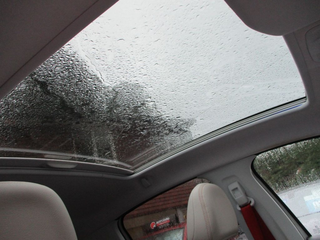 Used Peugeot 208 2015 for sale - 76510211: Photo 12