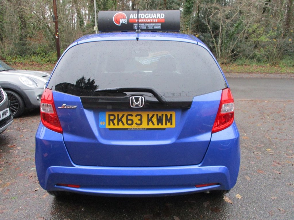 Used Honda Jazz 2014 for sale - 76883284: Photo 4