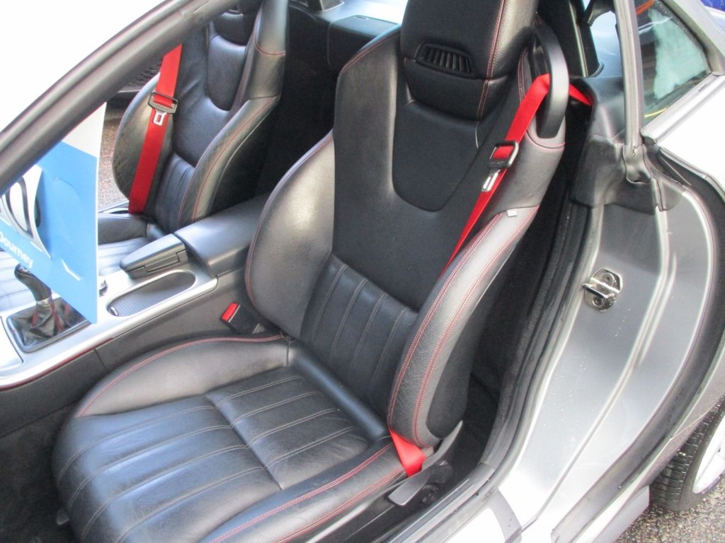 Used Mercedes-Benz SLK 2011 for sale - 76333638: Photo 12