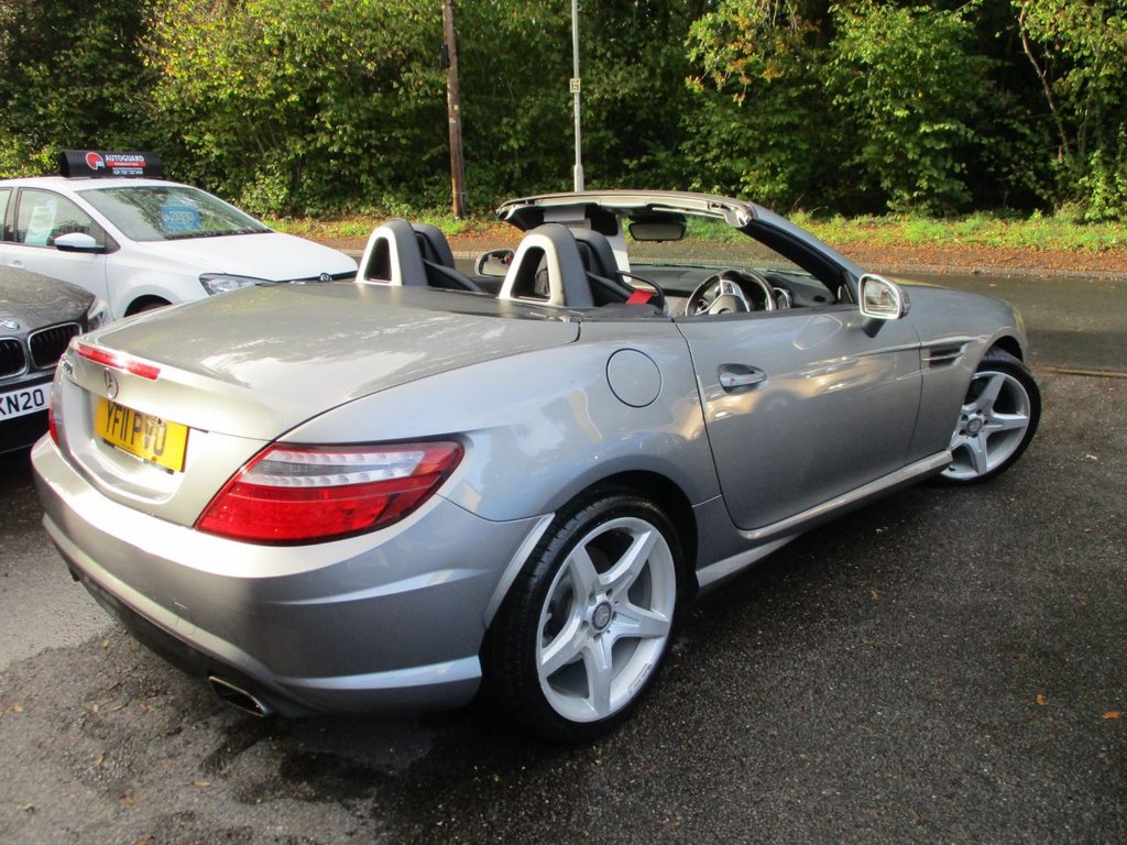 Used Mercedes-Benz SLK 2011 for sale - 76333638: Photo 6