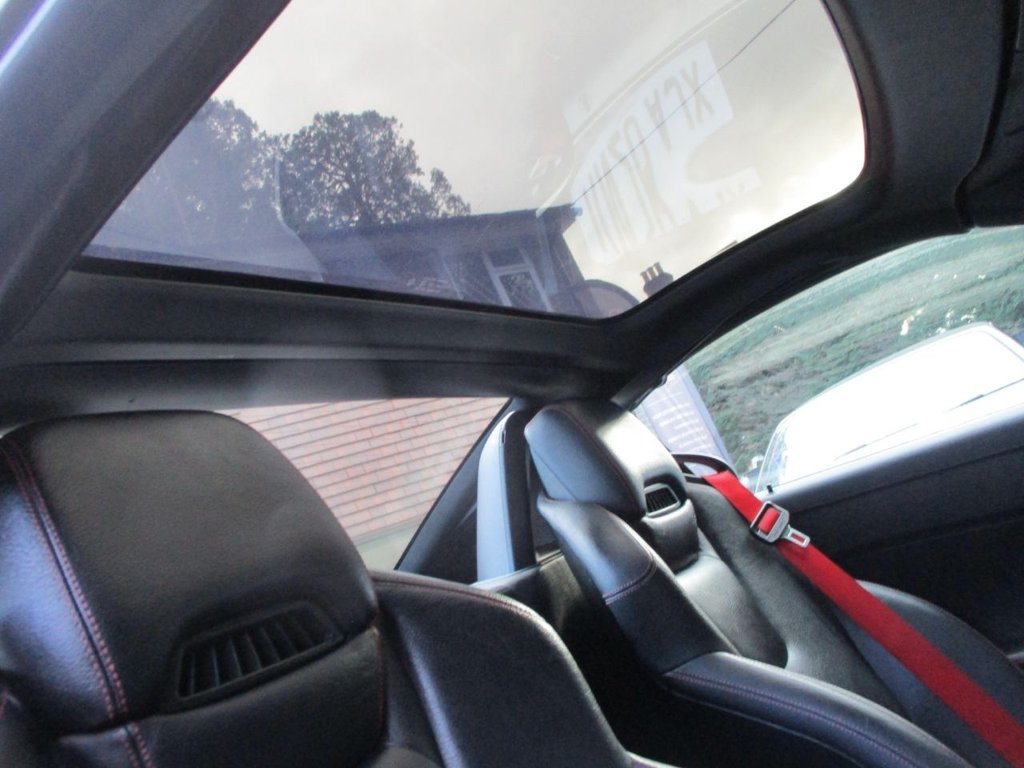 Used Mercedes-Benz SLK 2011 for sale - 76333638: Photo 7