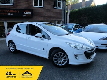 Used Peugeot 308 2011 for sale - 79498856: Photo