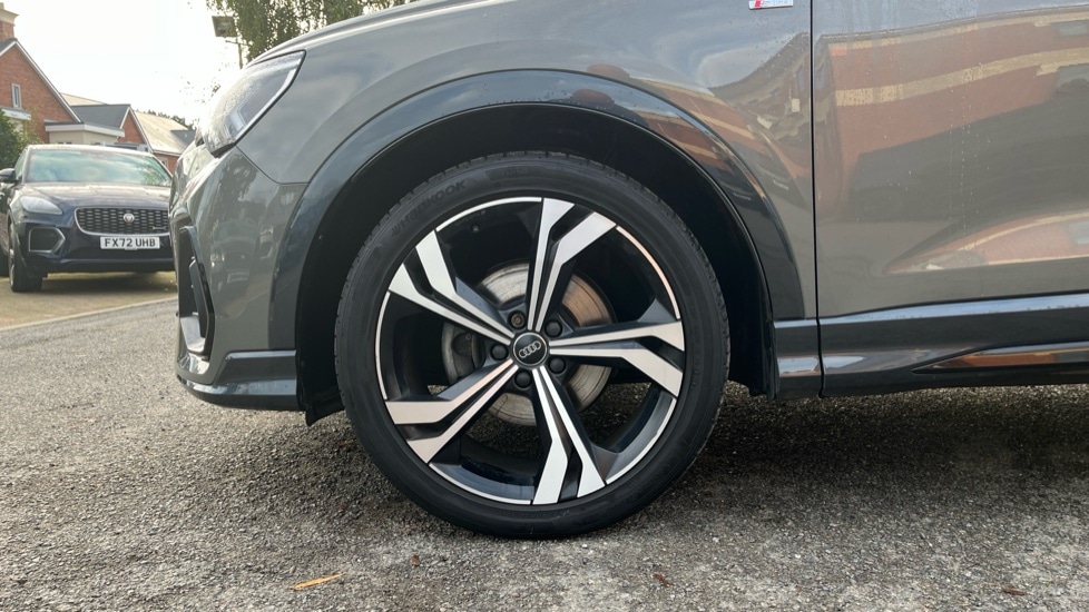 Used Audi Q3 2019 for sale - 77018308: Photo 17