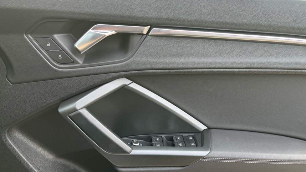 Used Audi Q3 2019 for sale - 77018308: Photo 30