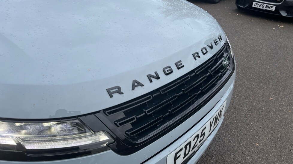 Used Land Rover Range Rover Evoque 2025 for sale - 77043032: Photo 41