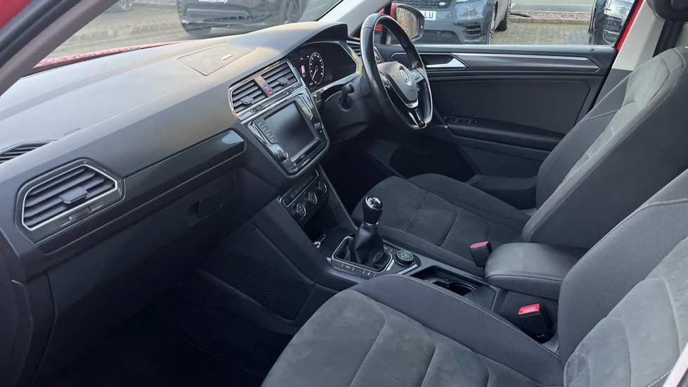 Used Volkswagen Tiguan 2017 for sale - 76640149: Photo 10