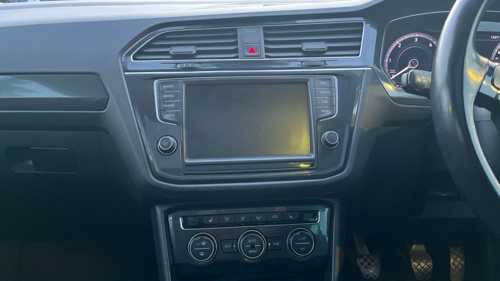 Used Volkswagen Tiguan 2017 for sale - 76640149: Photo 12