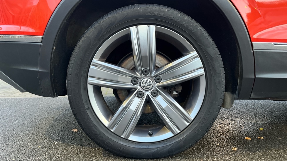 Used Volkswagen Tiguan 2017 for sale - 76640149: Photo 19