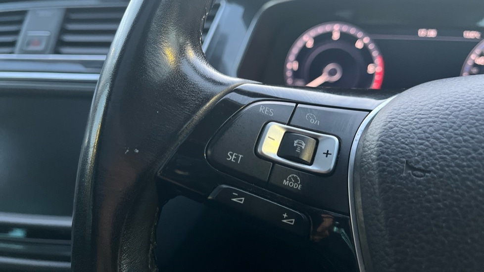 Used Volkswagen Tiguan 2017 for sale - 76640149: Photo 23