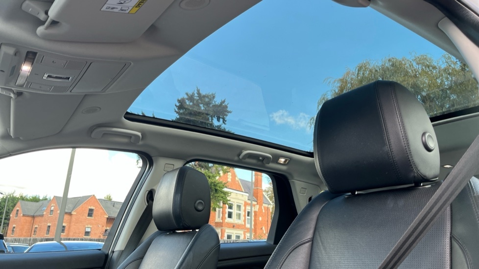 Used Land Rover Discovery Sport 2021 for sale - 76937502: Photo 31